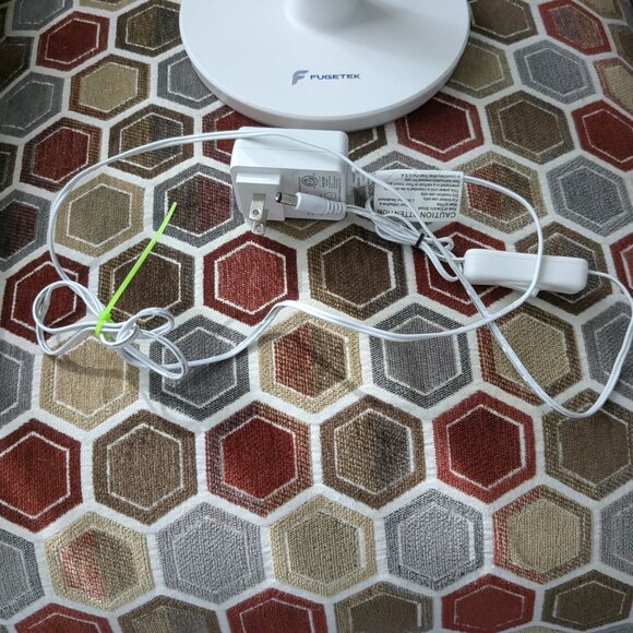 ⭐ Whimsical Table/ Desk Tree Branch Lamp - Picture 8 of 10